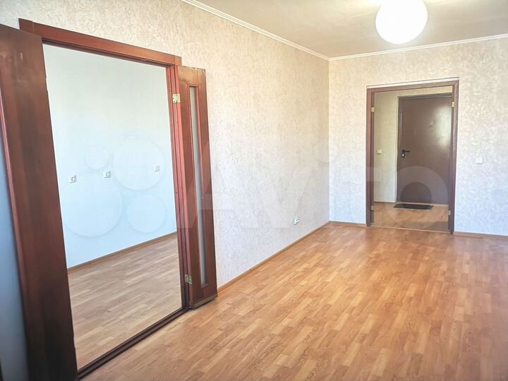 3-к. квартира, 77 м², 4/4 эт.