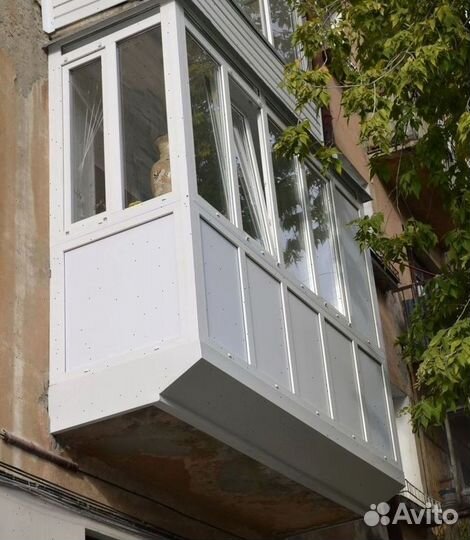 Балкон пластиковый под ключ