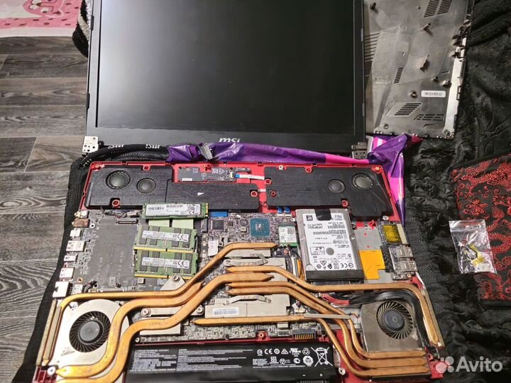 Msi GE73 raider8RF 17,3