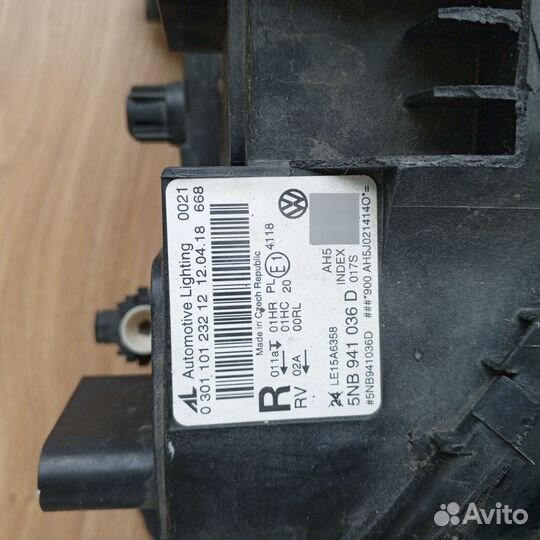 Фара передняя правая tiguan 2