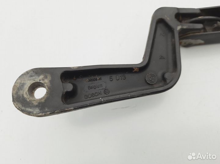 Поводок передний левый Skoda Fabia