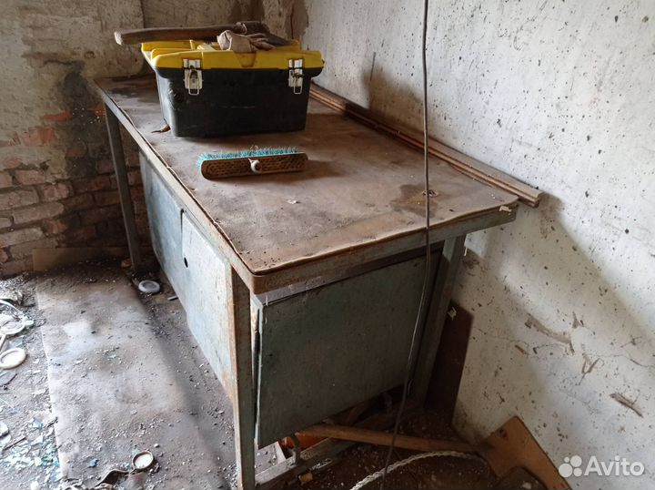 Стол слесарный верстак