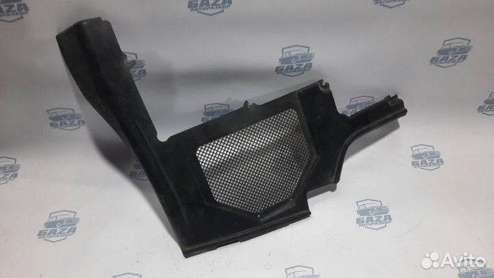 Жабо переднее правое Audi A8 D2 AUW 1999