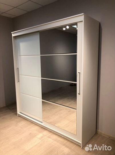 Шкаф новый