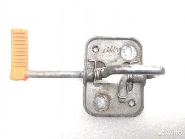 Крюк замка капота Volkswagen Polo 6R1 2017