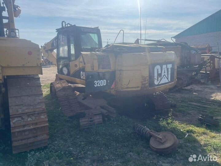 Гусеничный экскаватор CAT 320D L, 2008