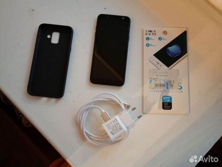 Samsung Galaxy A6, 3/32 ГБ