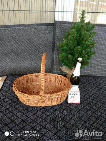Корзина плетеная для подарков