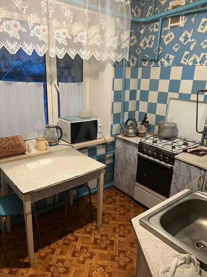 3-к. квартира, 57 м², 1/2 эт.