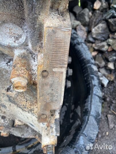 Двгатель QG15