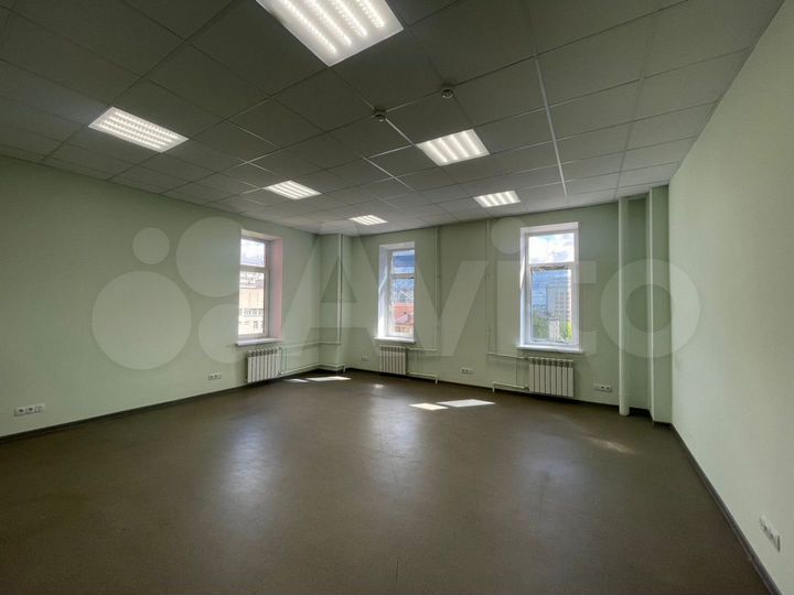 Офис с водой и канализацией на Ставского, 56 м²