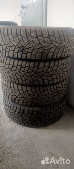 Dunlop SP Winter Ice 02 205/60 R16