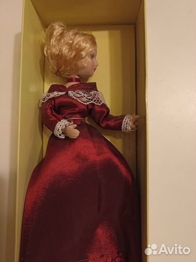 Кукла фарфоровая коллекционная Дамы эпохи #126