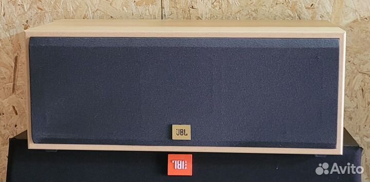 Центральный канал JBL ATX10C