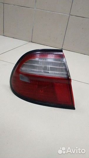 Фонарь задний левый Nissan Almera