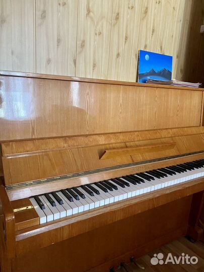 Фортепиано “Алатырь” Дерево Желтое / Оранжевое