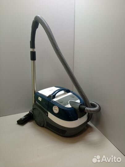 Пылесос моющий Bosch BWD41720