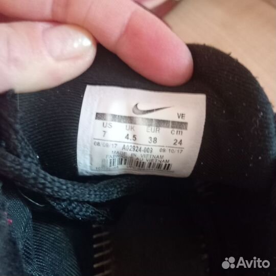 Кроссовки nike