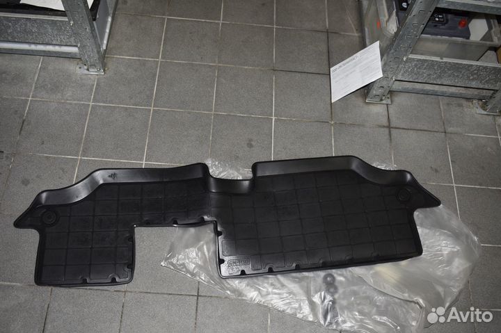 Коврики резиновые VW Teramont (3 ряд)