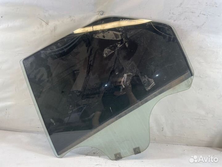 Стекло заднее левое Renault Logan LS0 K7JA710 2007