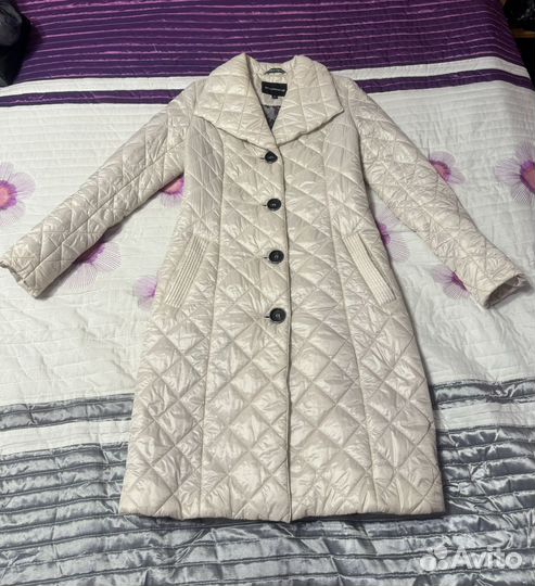 Пальто стеганное женское, 42р