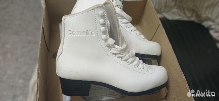 Коньки фигурные