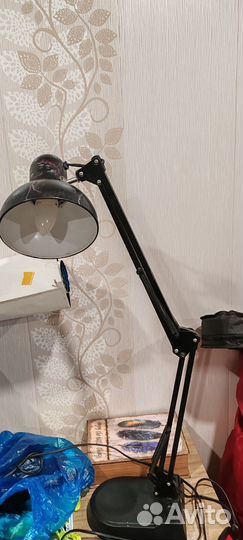 Лампа настольная