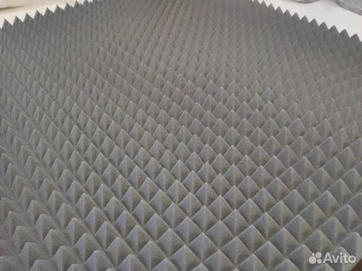 Акустический поролон пирамида