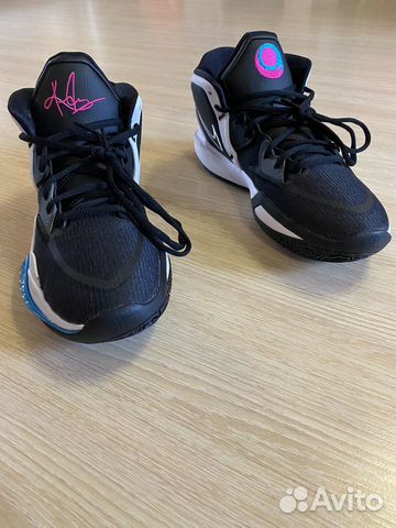 Баскетбольные кроссовки Nike Kyrie Infinity