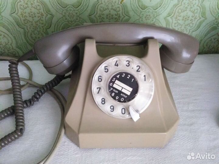 Стационарный и радио телефоны