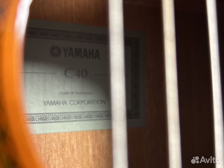 Гитара Yamaha c40