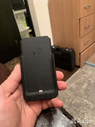 Паур банк на iPhone 5