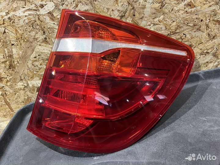 Фонарь правый в крыло BMW X3 F25