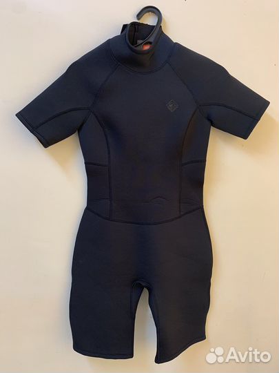 Гидрокостюм