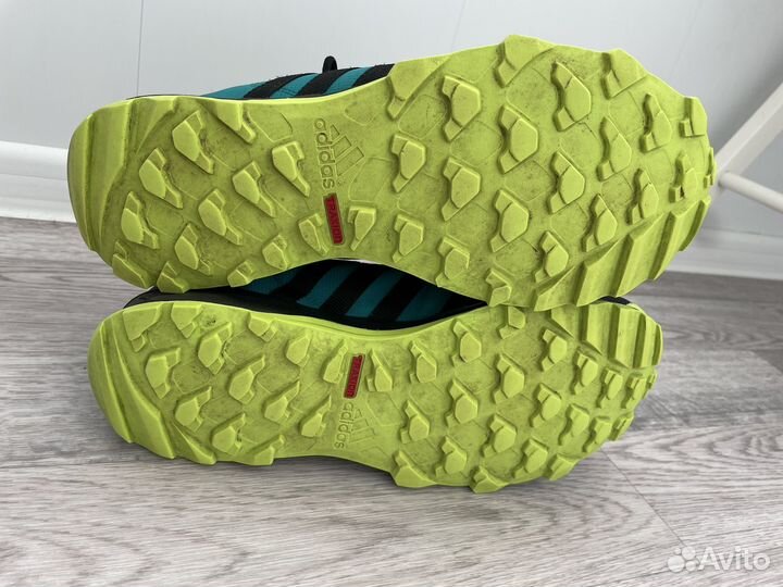 Кроссовки adidas р42