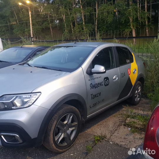 Renault Logan Stepway 1.6 МТ, 2021, 57 023 км