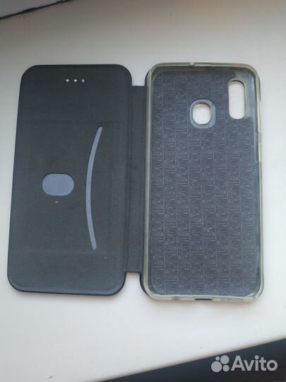 Кожаный чехол книжка Samsung galaxy A30