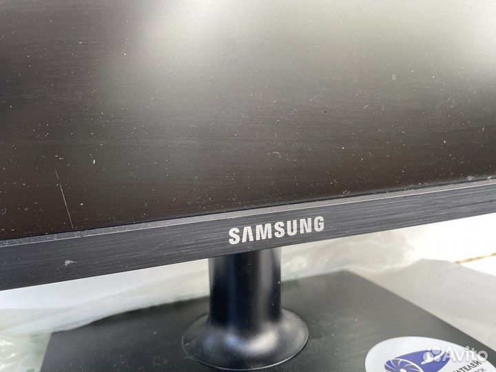 Монитор Samsung 19 дюймов