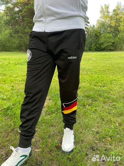 Костюм спортивный adidas 