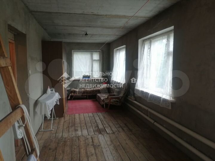 Дом 300 м² на участке 13 сот.