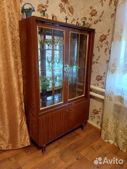 Шкаф сервант СССР