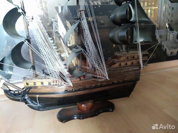 Модель корабля