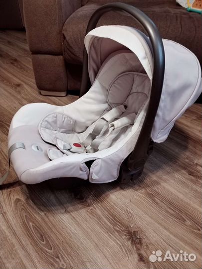 Автокресло (автолюлька) Inglesina 0+