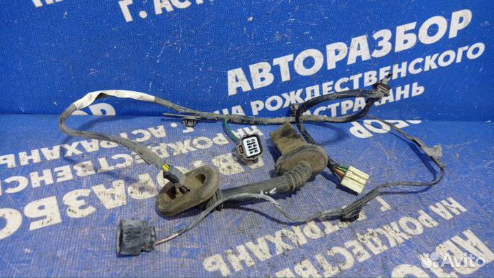 Проводка двери Mitsubishi Lancer 9 седан 4G18 2003