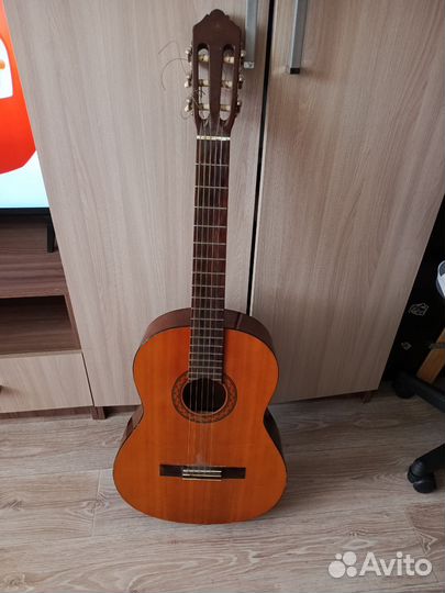 Гитара Yamaha c40