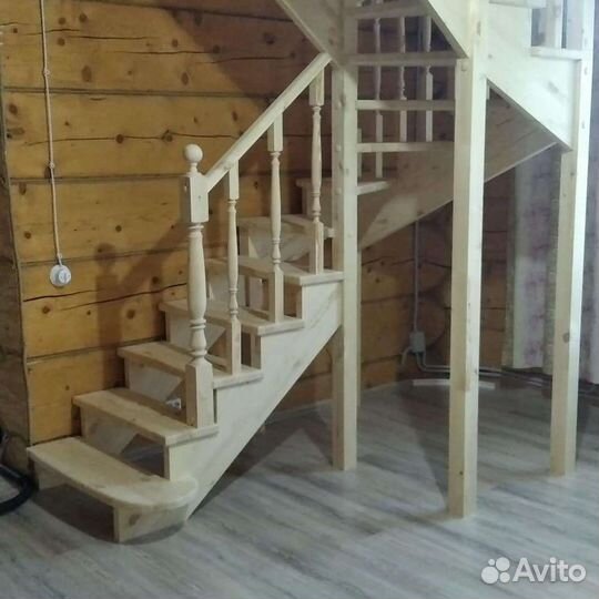 Деревянная лестница