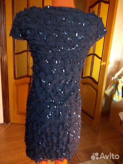 Платье с пайетками