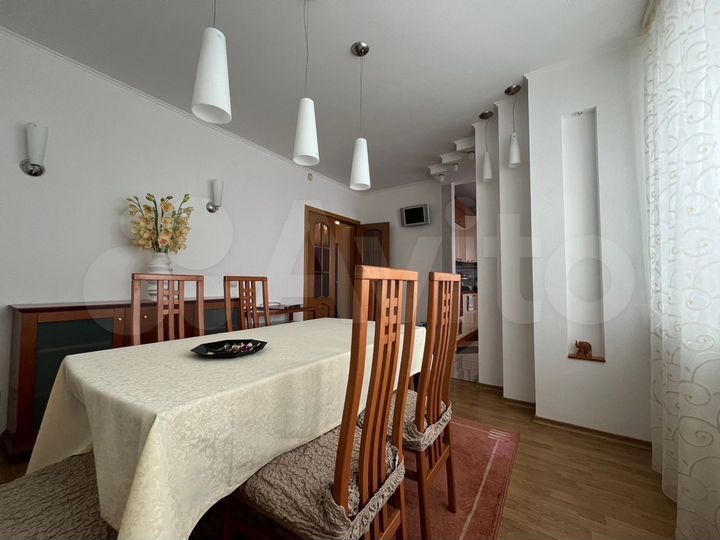 3-к. квартира, 130,1 м², 5/6 эт.