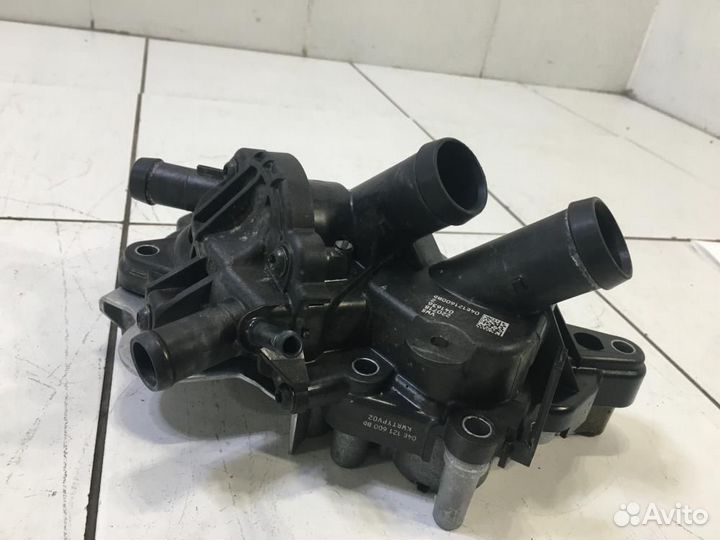 Насос водяной помпа Volkswagen Golf 7 5G1 MK7