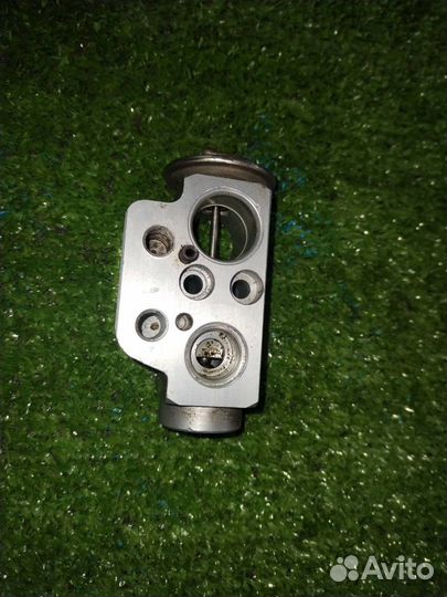 Клапан кондиционера Volkswagen Touareg